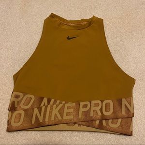 EUC Nike Pro Intertwist Crop Top